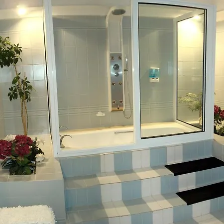 Duparchy Pensión 4*