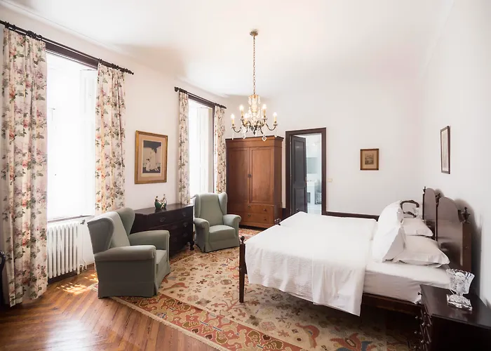 Duparchy בית הארחה לוסו